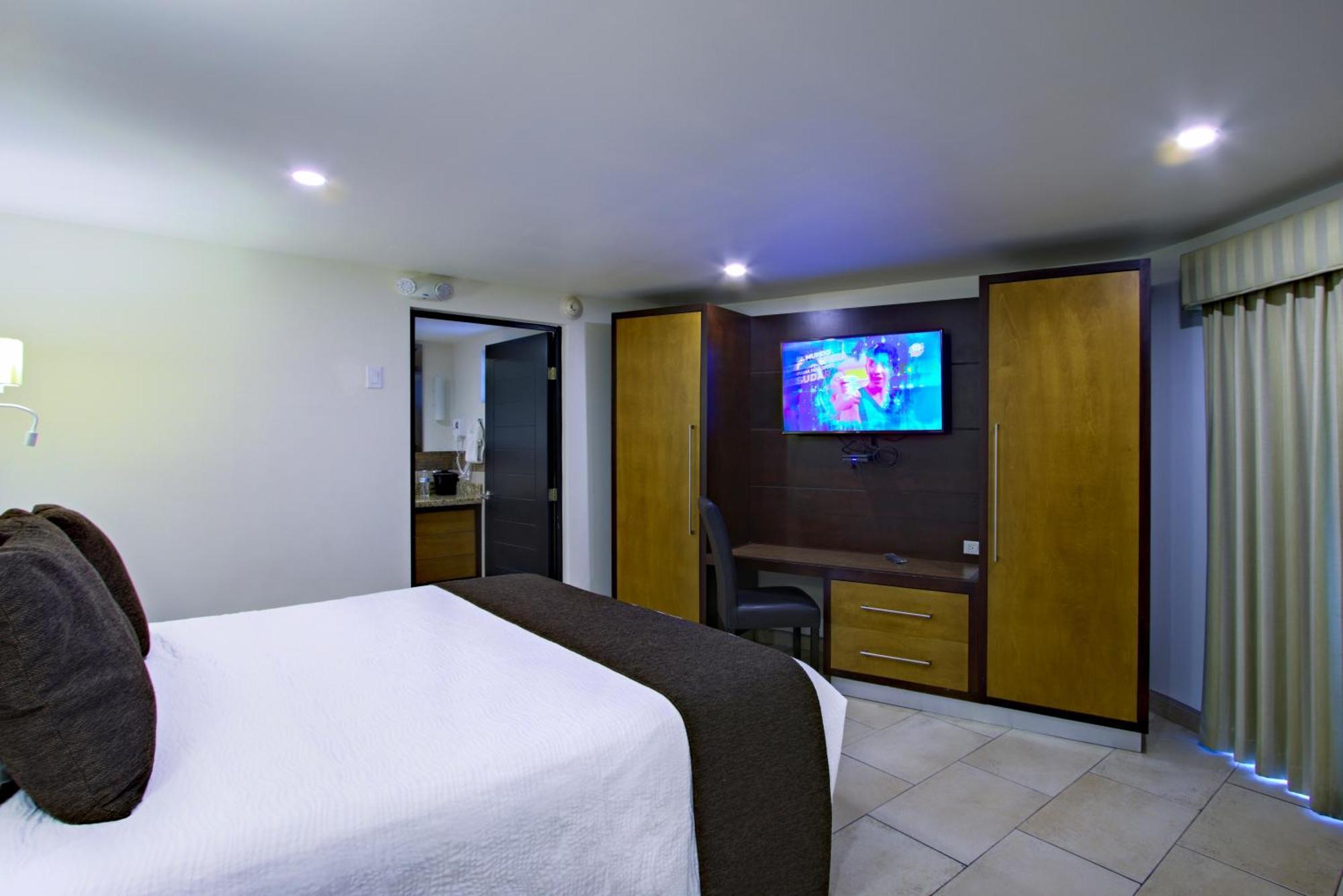 La Pinta Hotel Енсенада Стая снимка