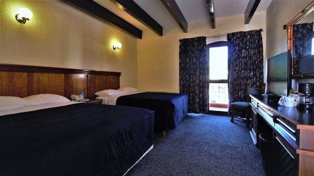 La Pinta Hotel Енсенада Екстериор снимка